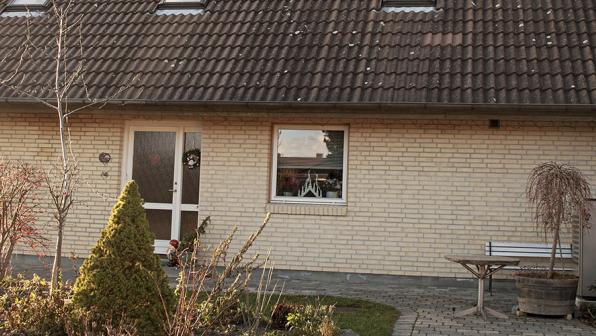 Case: Varmepumpe, nye vinduer og efterisolering. Wilfred og Toni, Brøndby